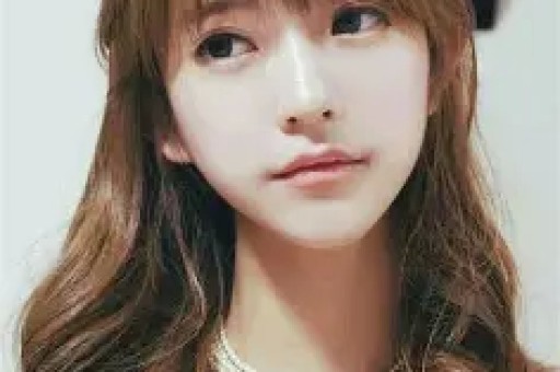 3500家连锁店女网红艾琳演豪门戏翻车涉嫌欺诈中老年人