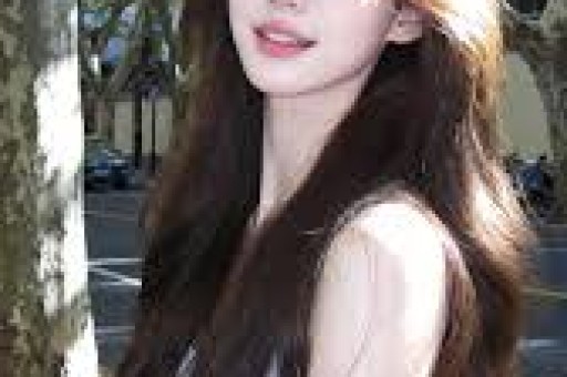 不到24小时娱乐圈又出三大八卦顶流小花、男星带女儿见情人